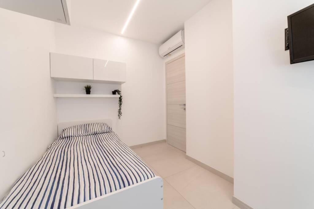 Loved By All - Loft Al Mare Con Free Parking Apartamento